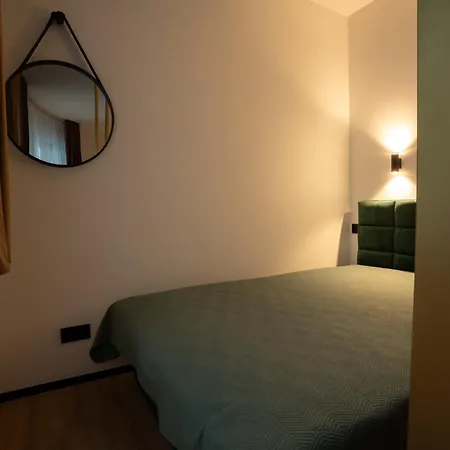 Ima Smolensk 33 Old Town Free Parking *