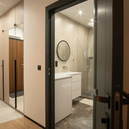 Ima Smolensk 33 Old Town Free Parking Kraków