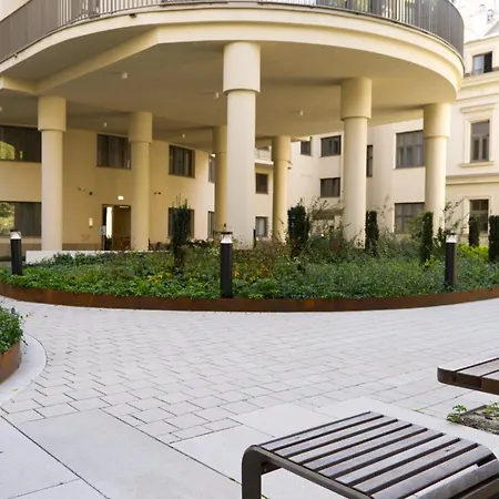 Ima Smolensk 33 Old Town Free Parking Kraków